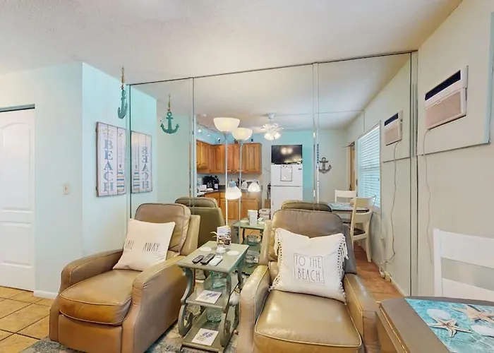 Chateau 8w * Clearwater Beach